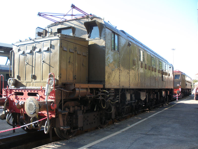  Locomotive a Torino Smistamento 2011 - Locomotiva Elettrica E428.058